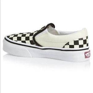 Vans- youth kids 5.0 and women’s size 6.5/7 Slim